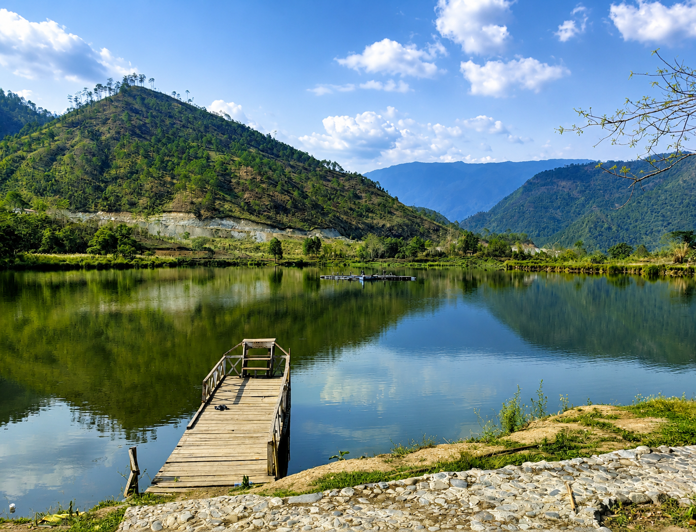 Shilloi lake: A Hidden Natural Gem