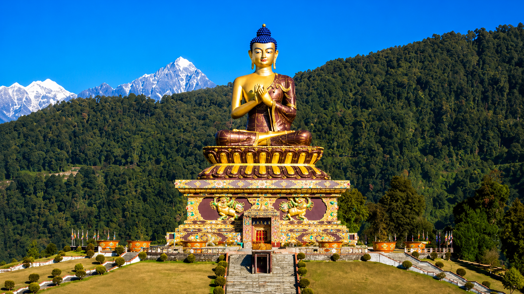 Pelling : Where Clouds Touch The Peaks Of The Himalayas