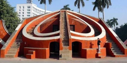 Jantar-Mantar : The Ancient Science Of Time & Stars