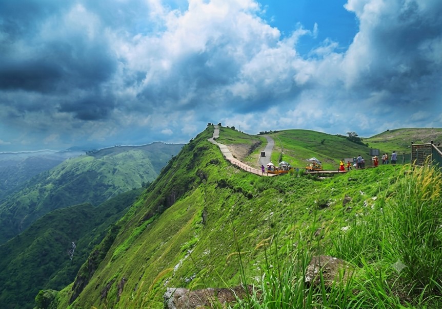 Parunthumpara : The Eagle Rock Of Kerela