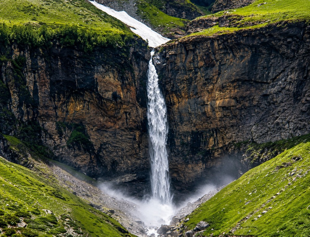 Sissu : Hidden Paradise Of Lahaul Valley