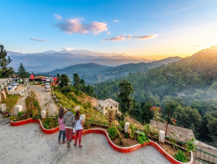 Kausani - Where The  Hmalayas Embrace Serenity