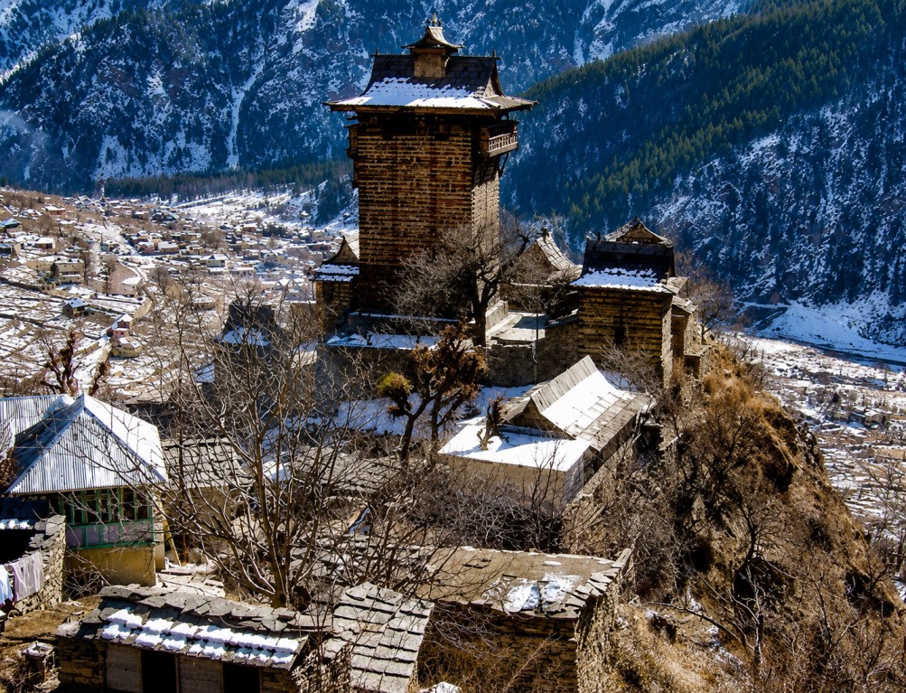 Kamru-Fort : Where History Meets The Himalayas