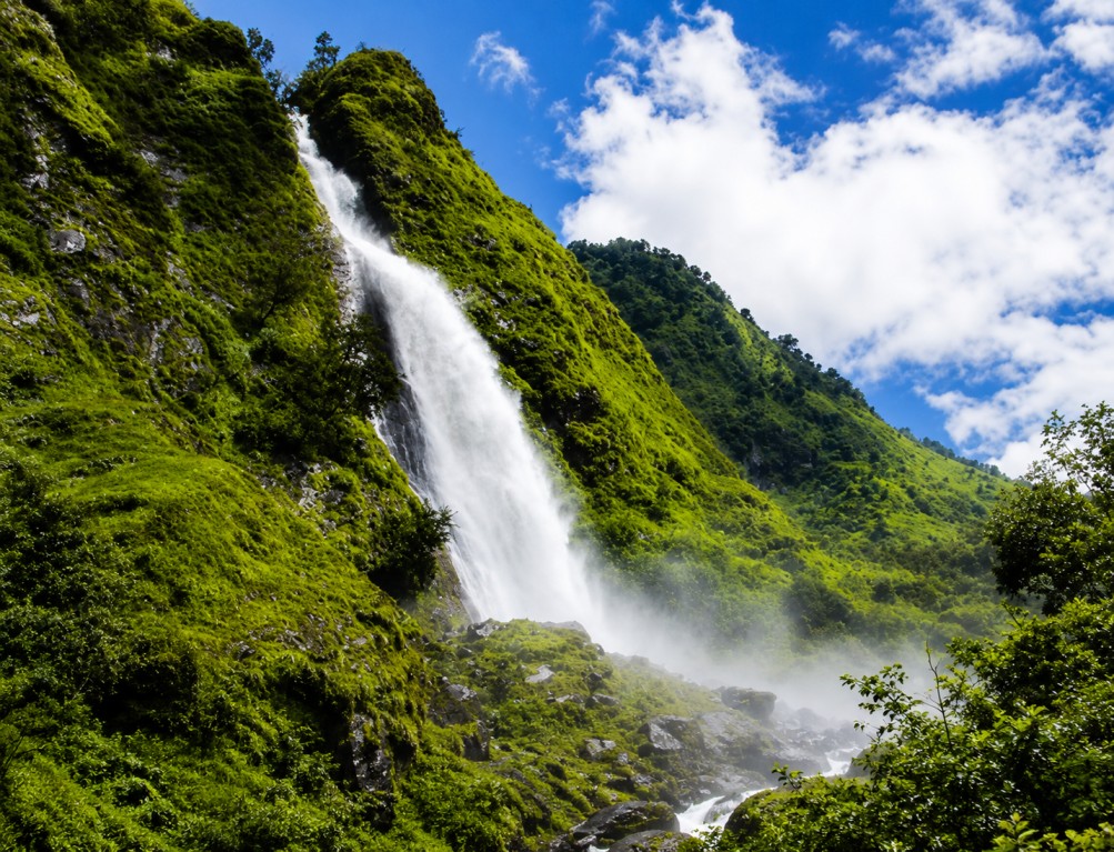 Birthi-Falls : Where Water Meets Wilderness