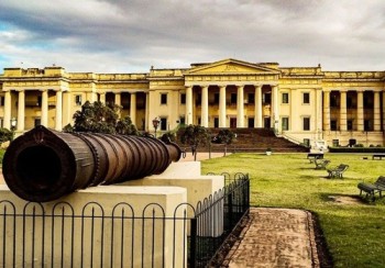 Hazarduari Palace: Discover the Secrets Behind 1,000 Doors